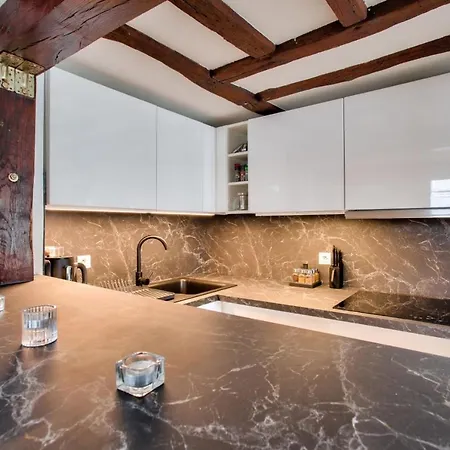 Beautiful Studio In The Center Of Appartamento Parigi